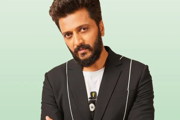 Riteish Deshmukh Age, Height, Girlfriend, Family Biography & Much More