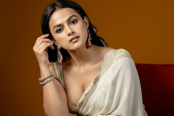 Shraddha Srinath Age, Height, Boyfriend, Family Biography & Much More