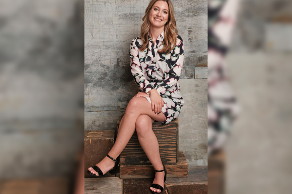 Zoe Perry age Age, Height, Boyfriend, Family Biography & Much More