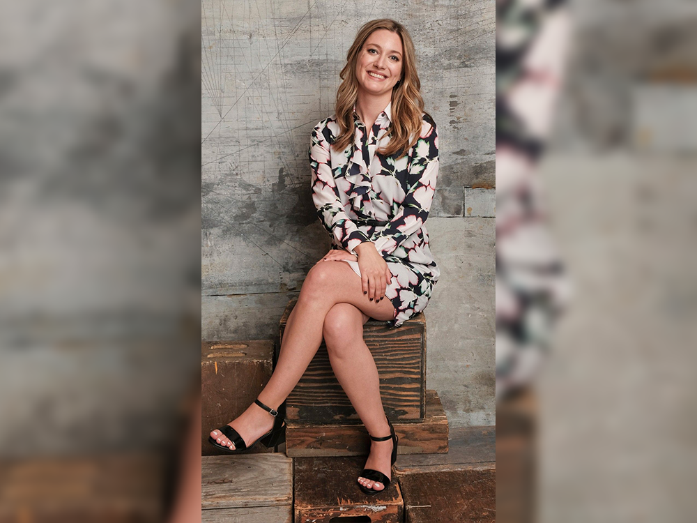 Zoe Perry age Age, Height, Boyfriend, Family Biography & Much More