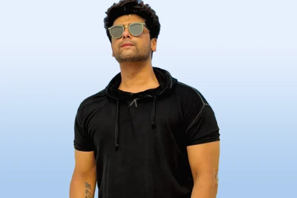 Kushal Tandon Age, Height, Girlfriend, Family Biography & Much More