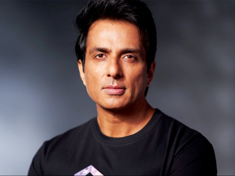 Sonu Sood Age, Height, Girlfriend, Family Biography & Much More ...