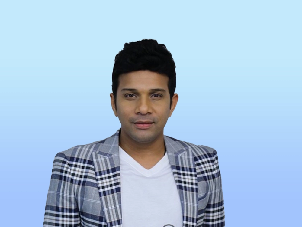 Karthik Singer Age, Height, Girlfriend, Family Biography & Much More