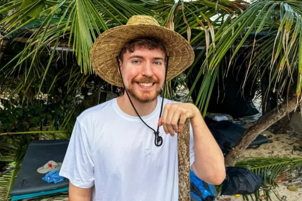 MrBeast Age, Height, Girlfriend, Family Biography & Much More