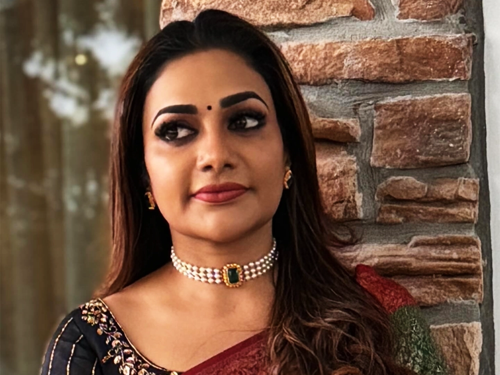 Rimi Tomy Age, Height, Boyfriend, Family Biography & Much More