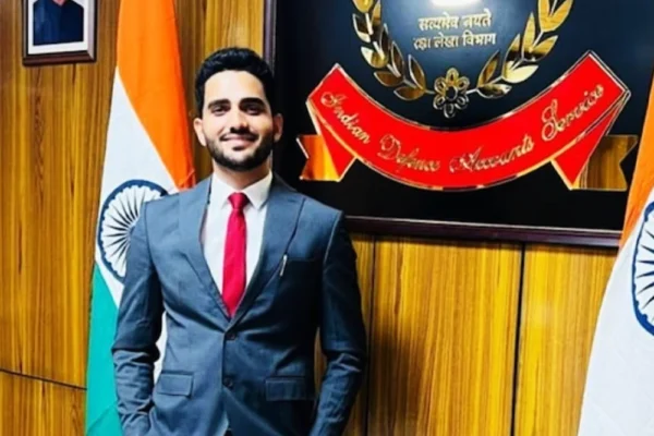 Ravi Sihag (IAS) Age, Height, Girlfriend, Family Biography & Much More