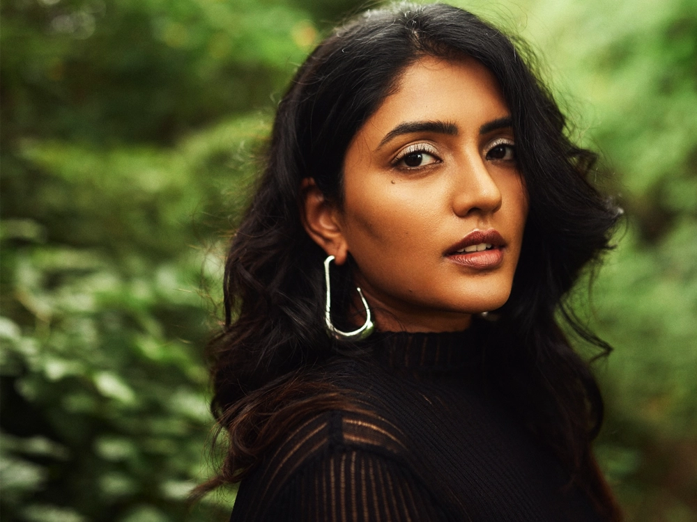 Eesha Rebba Age, Height, Boyfriend, Family Biography & Much More