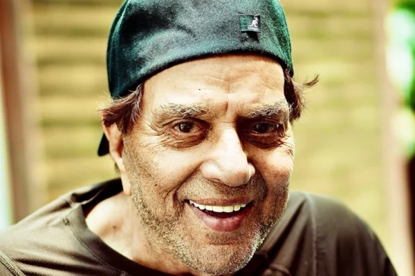 Dharmendra Age, Height, Girlfriend, Family Biography & Much More