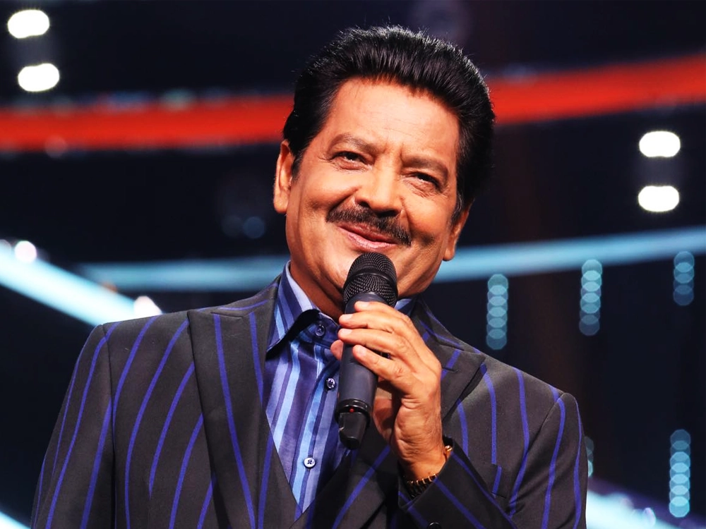 Udit Narayan Age, Height, Girlfriend, Family Biography & Much More