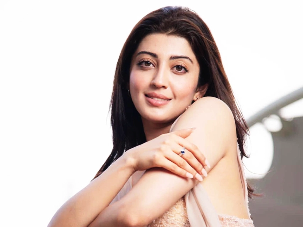 Pranitha Subhash Age, Height, Boyfriend, Family Biography & Much More