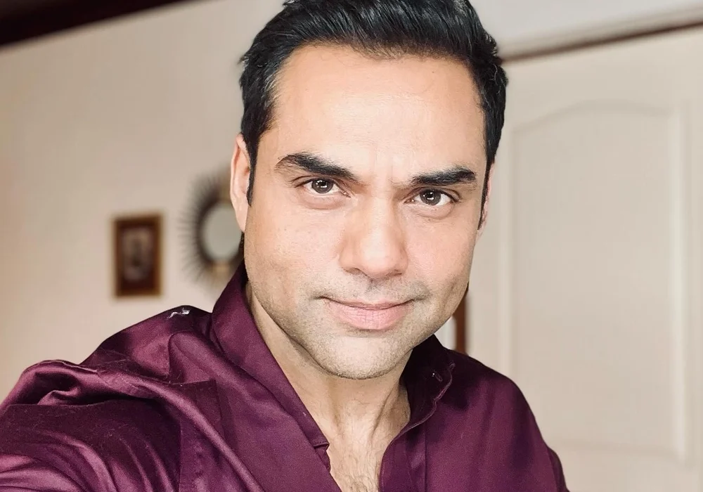 Abhay Deol Age, Height, Girlfriend, Family Biography & Much More